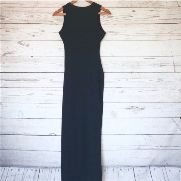 Sexy Black Body-Con Maxi Dress - Picture 4 of 4